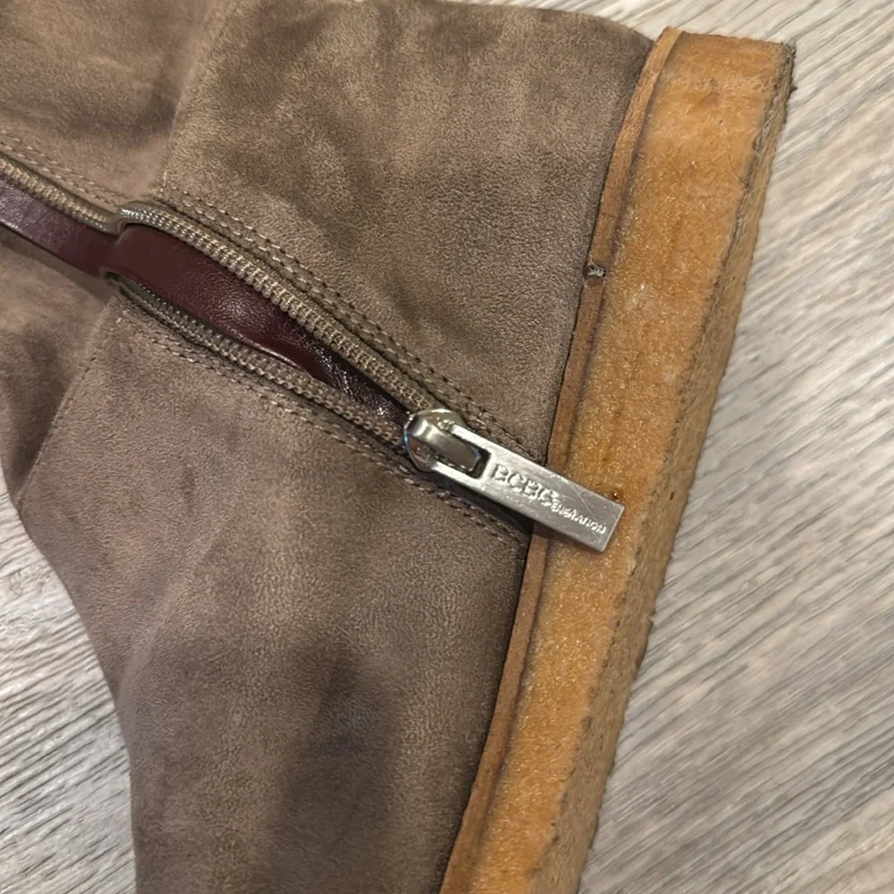 BG Brennan Tall Brown Suede Women’s Boots -Size 9.5